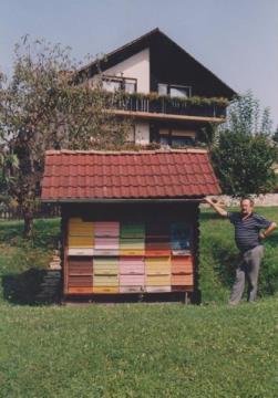 Dedkov čebelnjak, arhiv družine Šercelj