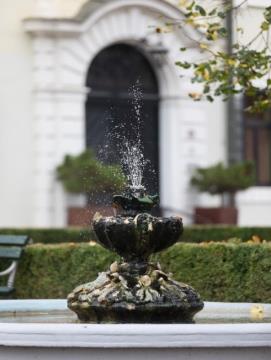 Zdraviliški trg, arhiv Občine Dolenjske Toplice