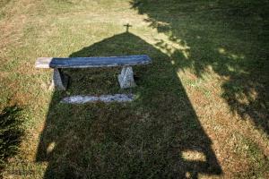 Ostalina cerkve sv. Urha, Podstenice